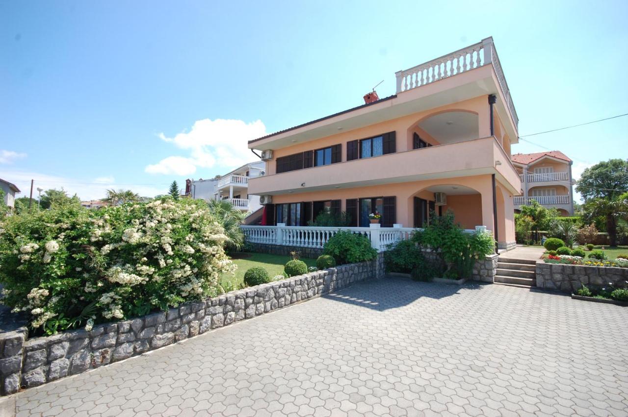 Apartments Andrea By El-Pi Tours Njivice Exteriér fotografie